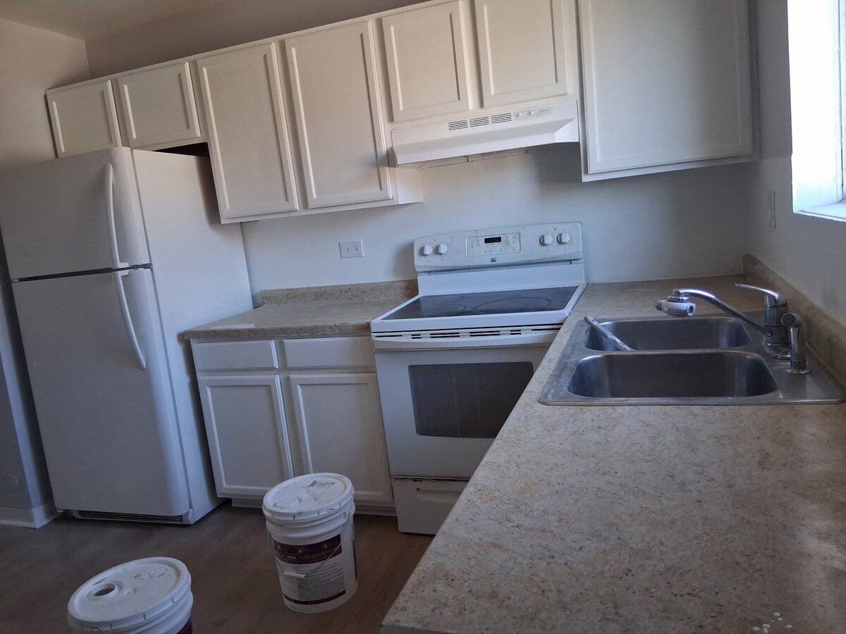 Photo - 2216 W Nichols Rd Unit e