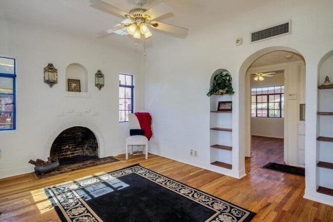 Photo - Pre-Lease August 2026 Adorable UofA Bungalow Updated Kitchen, A/C, Covered Patio, 4 Blocks from...