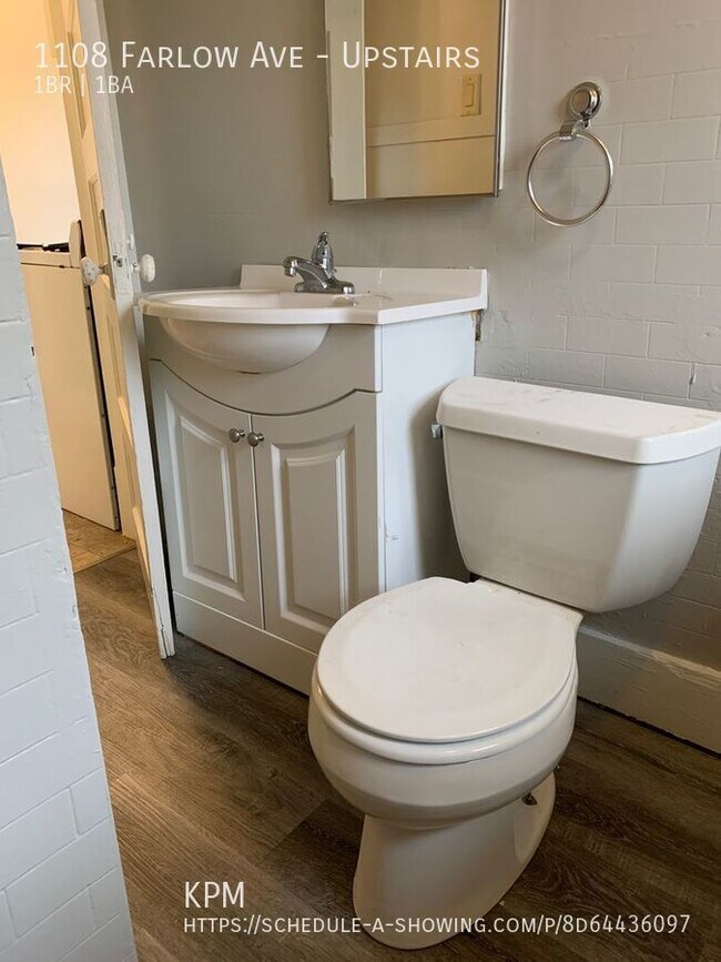1108 Farlow Ave Unit Upstairs
