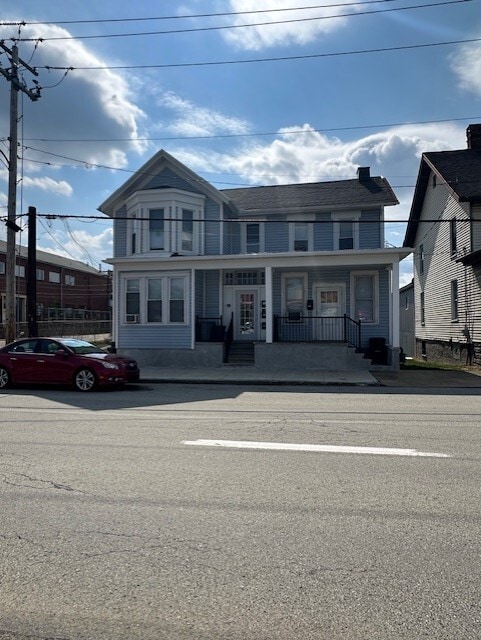 Building Photo - 608 W Otterman St Unit 606A Rental