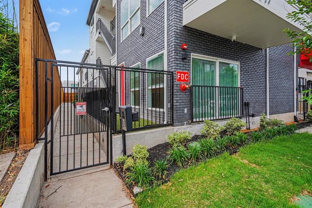 Photo - 2217 N Fitzhugh Ave Unit 203