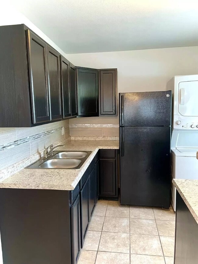 Photo - 105 Davis St Unidad 6