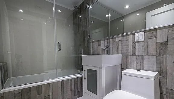 Photo - 18 Jefferson St