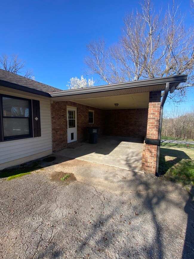 Photo - 1806 E Spring St