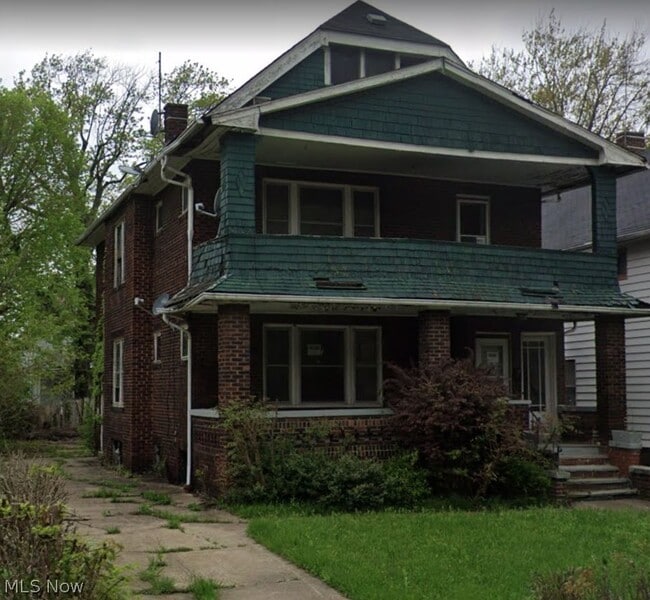Building Photo - 3304 E 118th St Unit 2