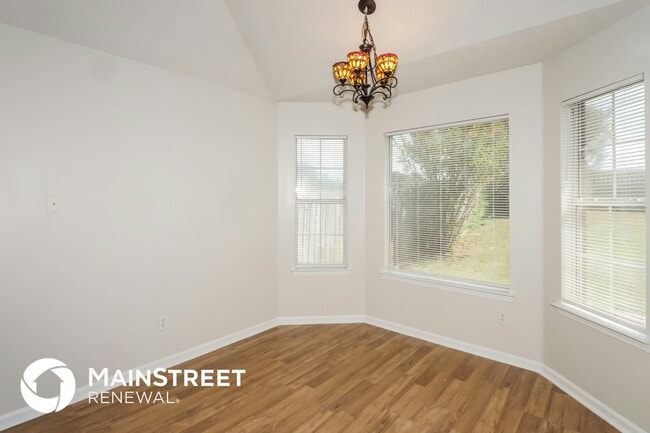 Photo - 8486 Clubview Dr