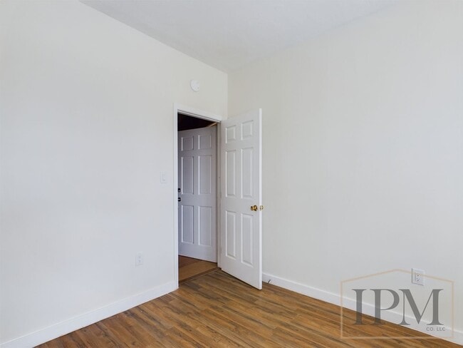 Photo - 319 N Penn St Unidad 319 N. Penn St Apt 1