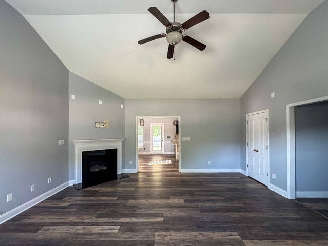 Photo - Attractive 3 Bed 2 Bath Home in Westgate