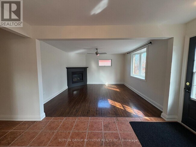 Photo - 20 Bayview Dr