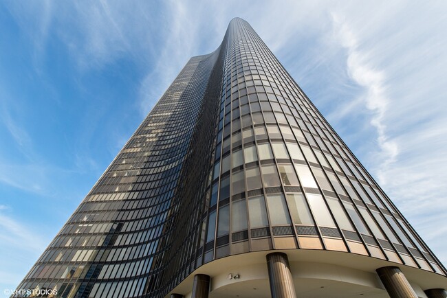 Building Photo - 505 N Lake Shore Dr