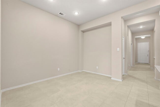 Photo - 1322 Wild Mustang Trl