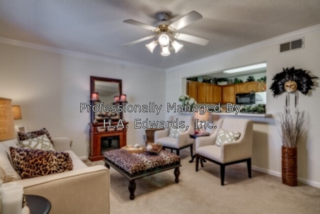 Photo - 1515 Paul W Bryant Dr