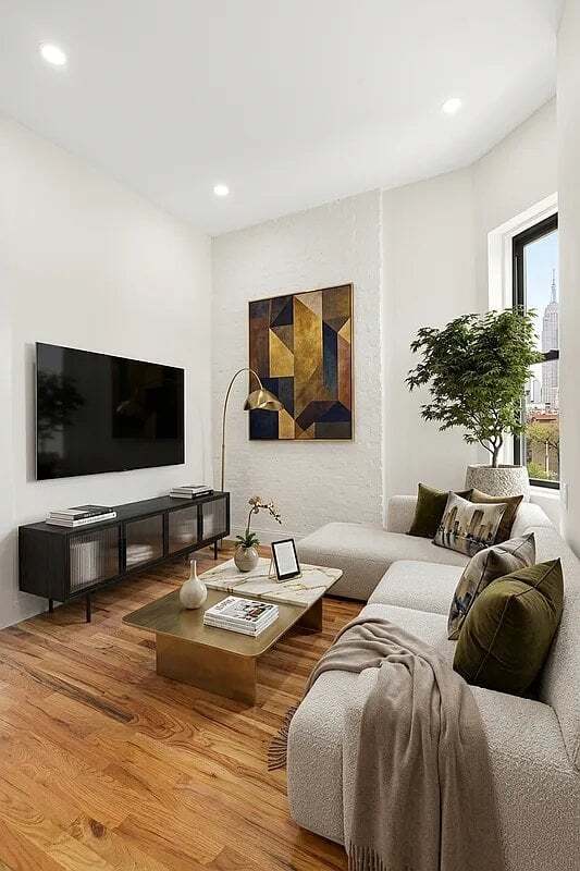 Photo - 75 Thompson St Unit 7