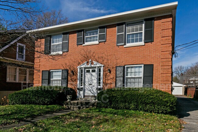 Photo - 3935 Grandview Ave Condo