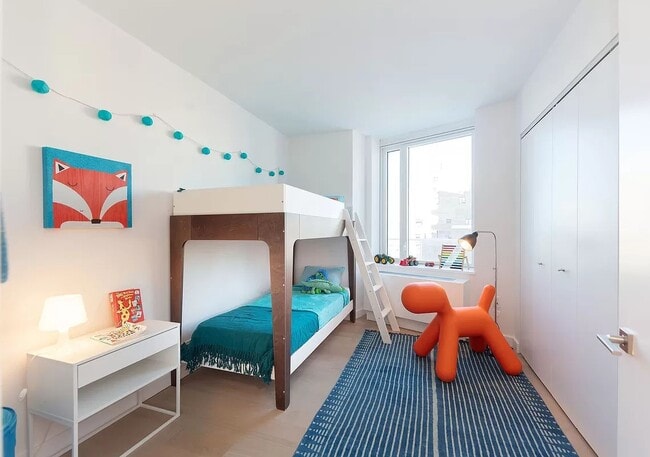 Photo - 1 Ocean Drive Unidad 20E-WEST