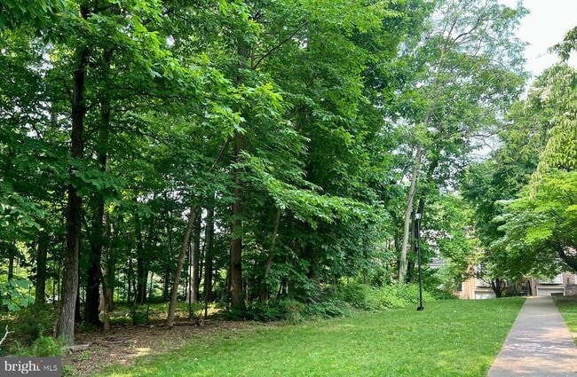 Photo - 2621 Chivalry Ct