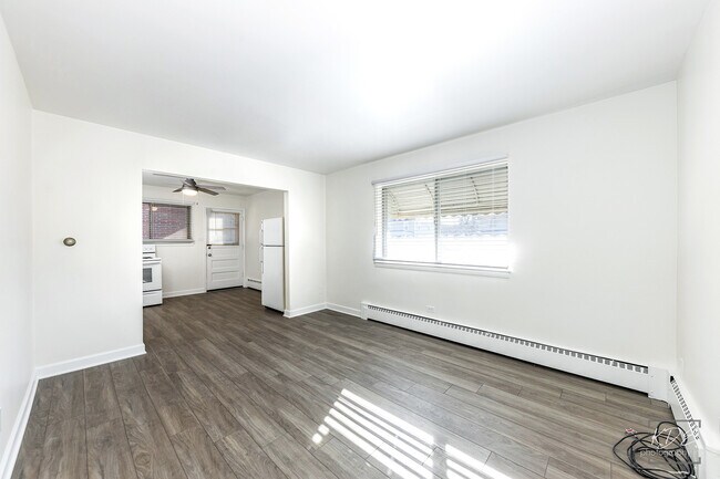 Photo - 110 N Webster St