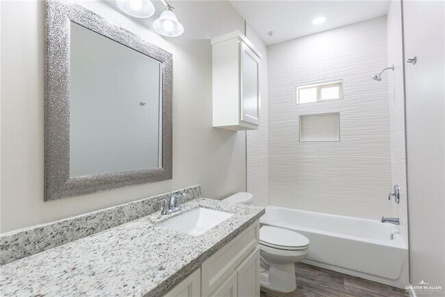 6 Sandpiper Ave Unit 4