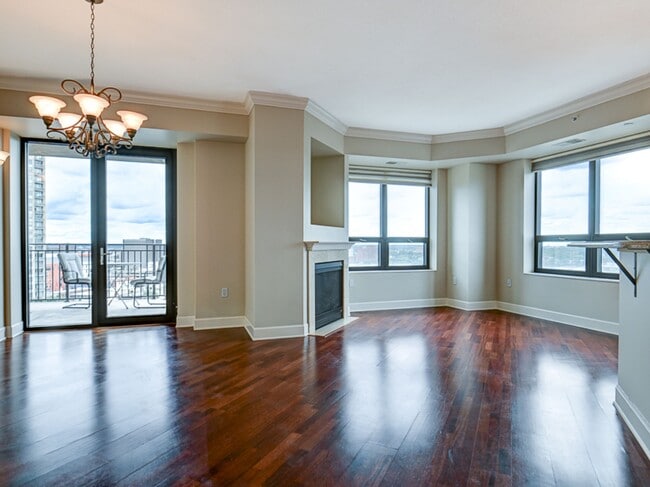 Building Photo - 500 E Grant St Unit 1311