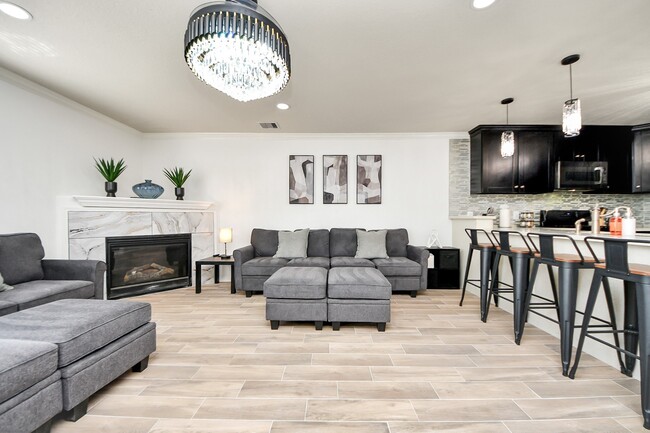 Building Photo - 11754 Green Coral Drive