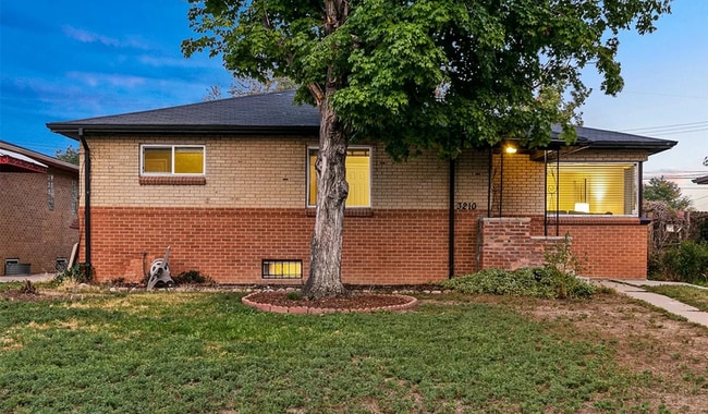 Photo - 3210 Kearney St