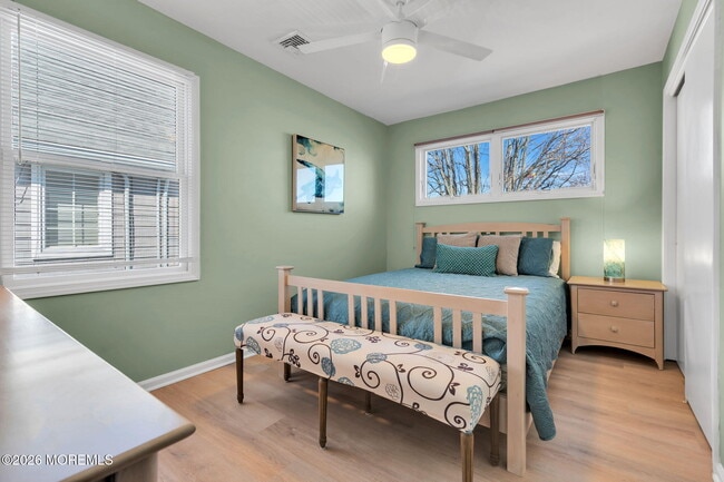 Building Photo - 548 Washington Blvd Unit UPPER