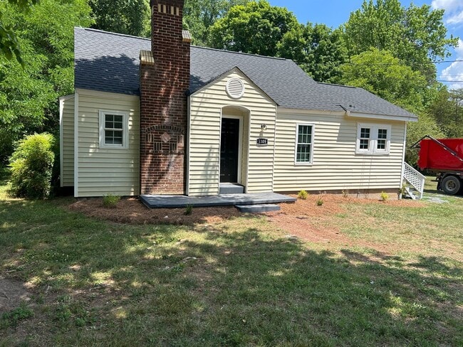Building Photo - 5309 Cox Blvd NE
