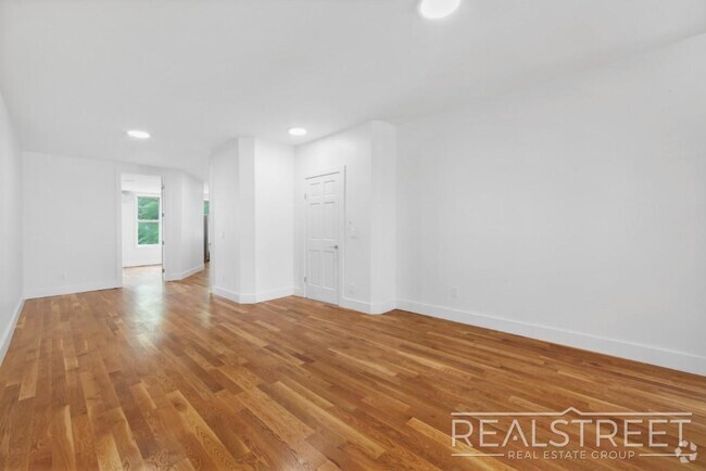 Building Photo - BRAND NEW 3 BED 2 Bath in Bushwick! Unit 2 Rental