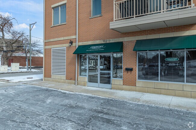 Entrada - Fountain Pointe Townhomes