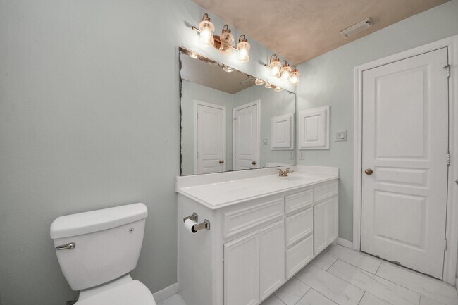 Photo - 18330 Enchanted Rock Trail