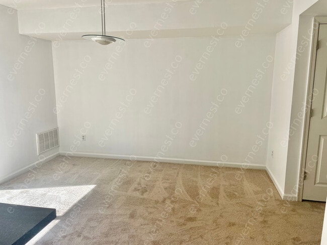 Photo - 2 Bed/1.5 Bath Townhome with Spacious Living