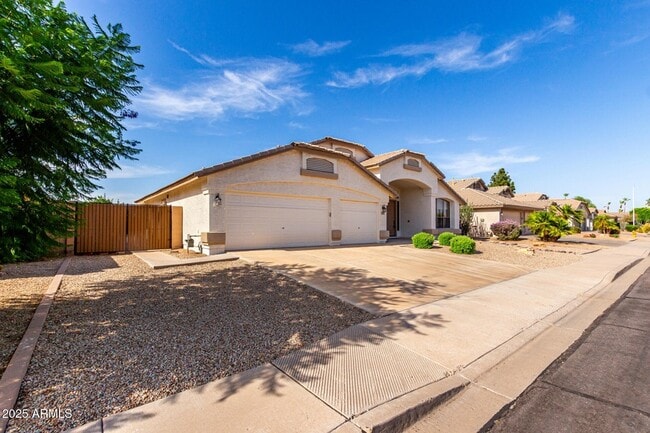 Photo - 2230 E Whitten St