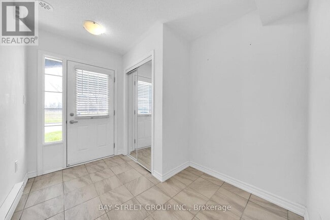 Photo - 79 Bluegill Cres