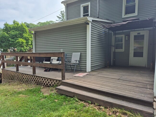 Photo - 821 W Main St