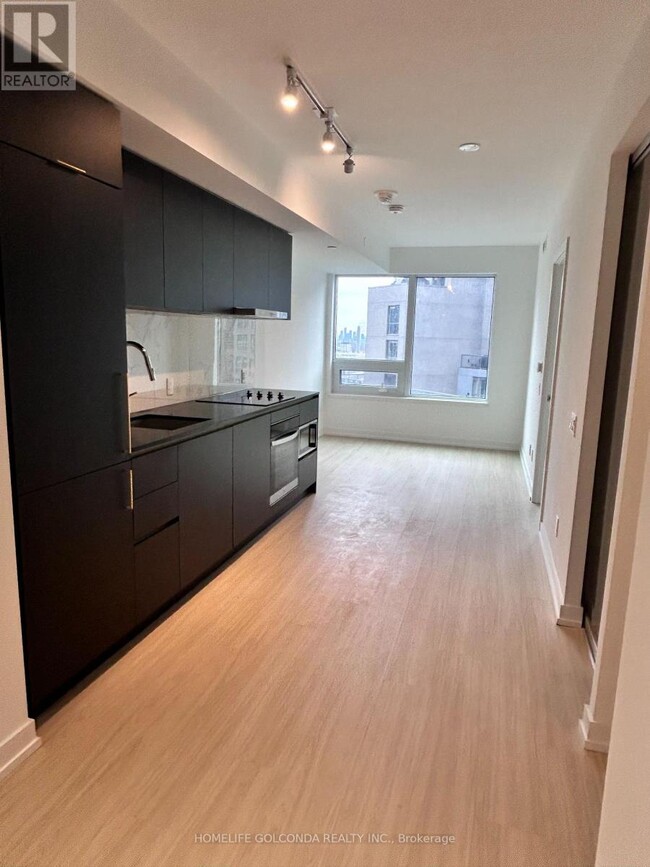 Photo - 8 Wellesley St W Unit 2702