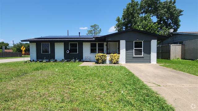 Building Photo - 3927 Emerald Dr Rental