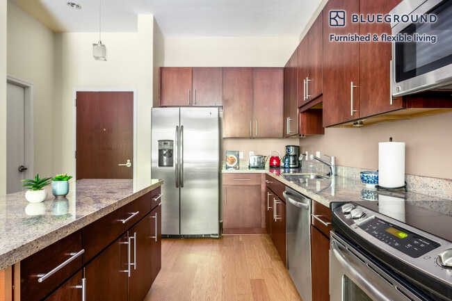 Photo - 2221 I St NW Unidad FL2-ID217