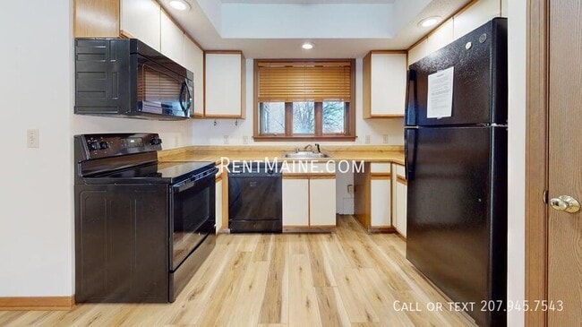 Photo - 135 Howard St Unit D