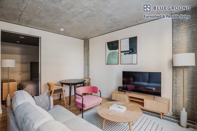 Photo - 11011 NE 9th Pl Unidad FL2-ID821