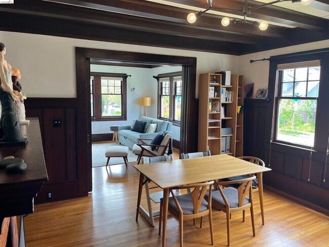 Photo - 396 62nd St