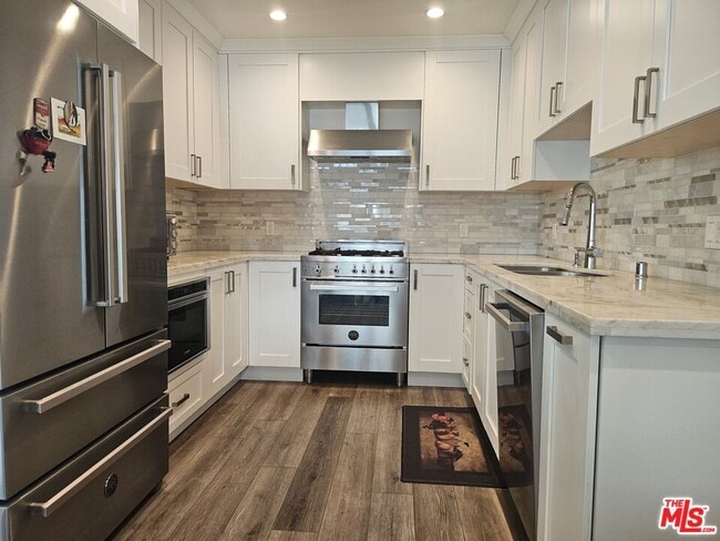 Photo - 853 S Lucerne Blvd Unit 206