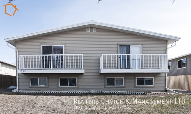 Photo - North Lethbridge Townhouse with Laundry, Parking, Balcony + Cats Ok