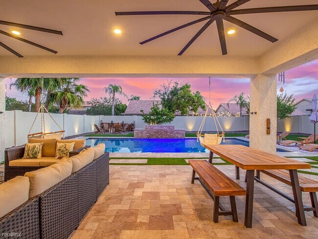 Photo - 4 br, 2 bath House - 1543 East Park Avenue