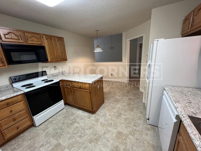 Photo - 36 Mansfield Cir