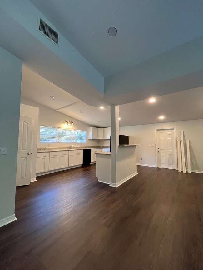 Photo - 1026 NE 31st Ave