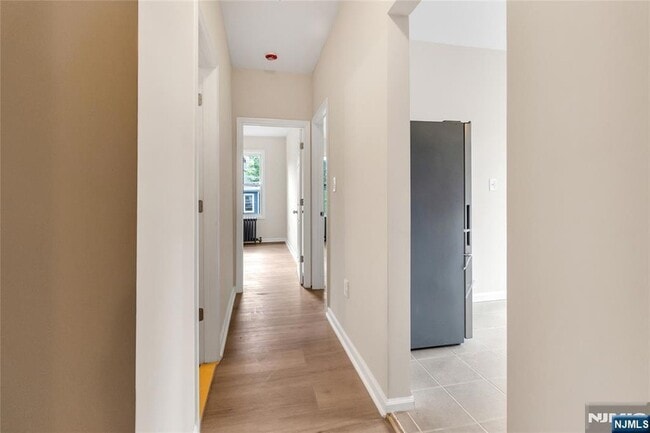 Photo - 247 Duane St