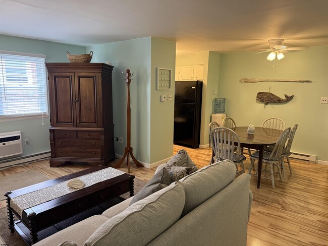 Photo - 14 N Sacramento Ave Unit B1