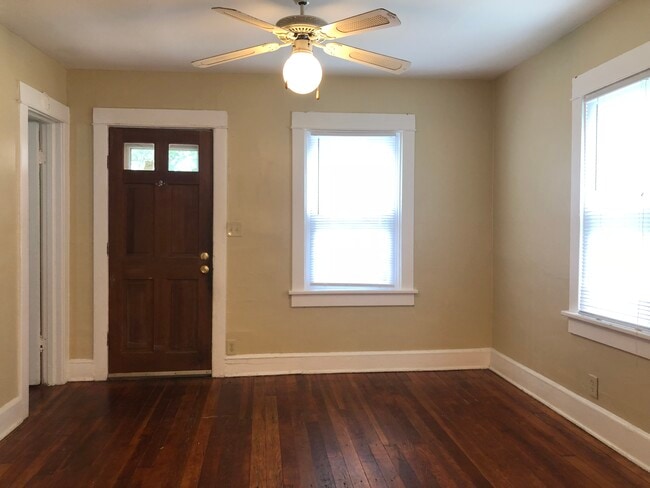 Photo - 2221 E Vollmer Ave Unit LOWER