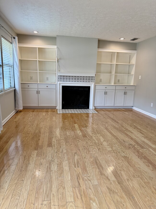 3441 Laredo Dr Unit 52