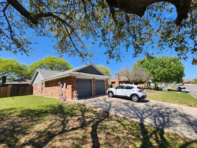 Photo - 3325 Evers Pkwy